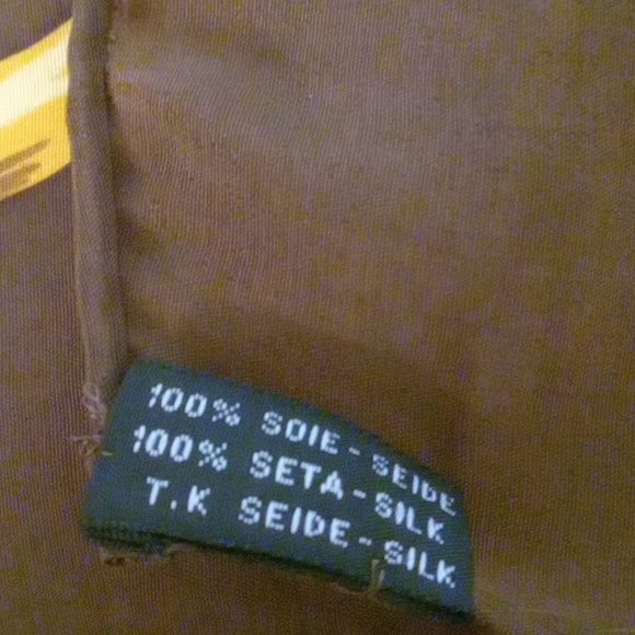 Vintage - Chanel Silk Scarf 34x35 - Picture 5 of 6